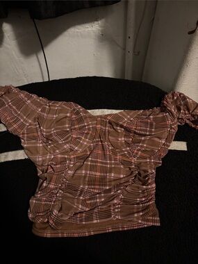 Plaid Ruched Off-Shoulder Crop Top - Brown Pink